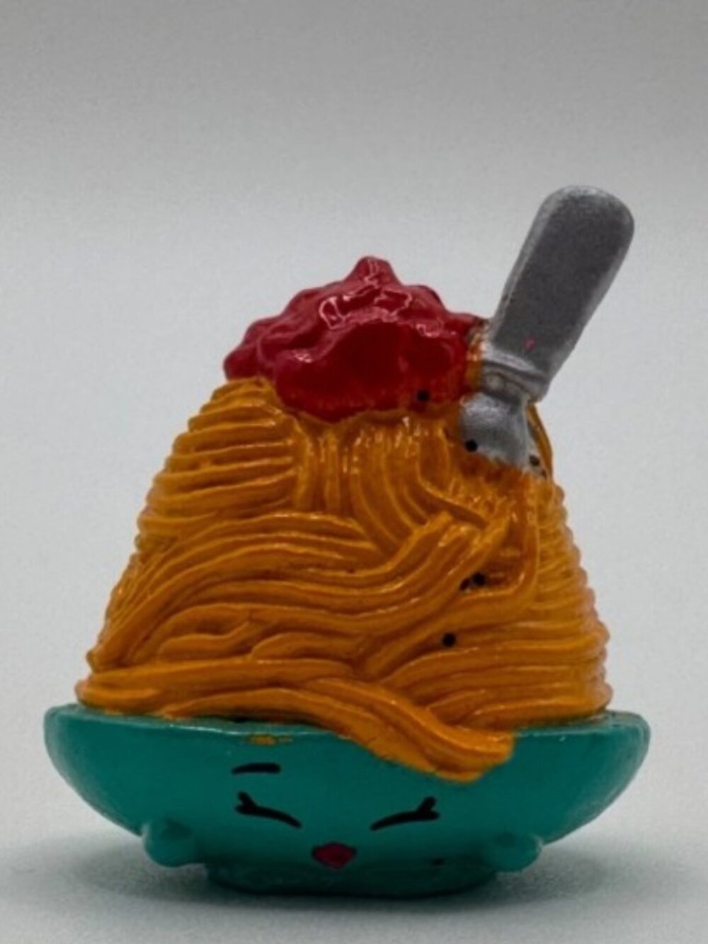 RARE Season 3 Netti Spaghetti (Teal Plate) Shopkins